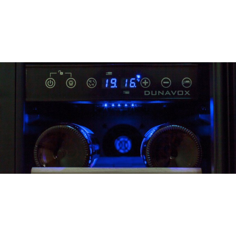 Шкаф для вина Dunavox DX-17.58DBK